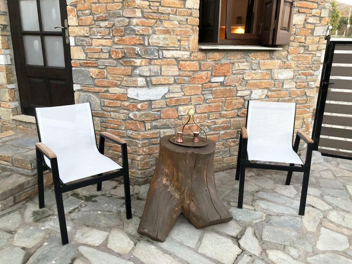 Karpofora Traditional Guesthouse Miléai エクステリア 写真