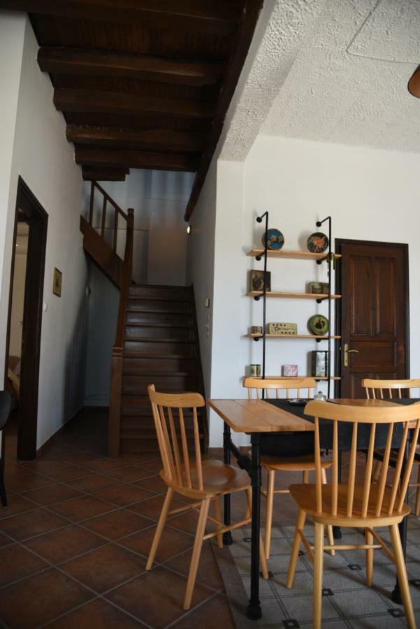 Karpofora Traditional Guesthouse Miléai エクステリア 写真