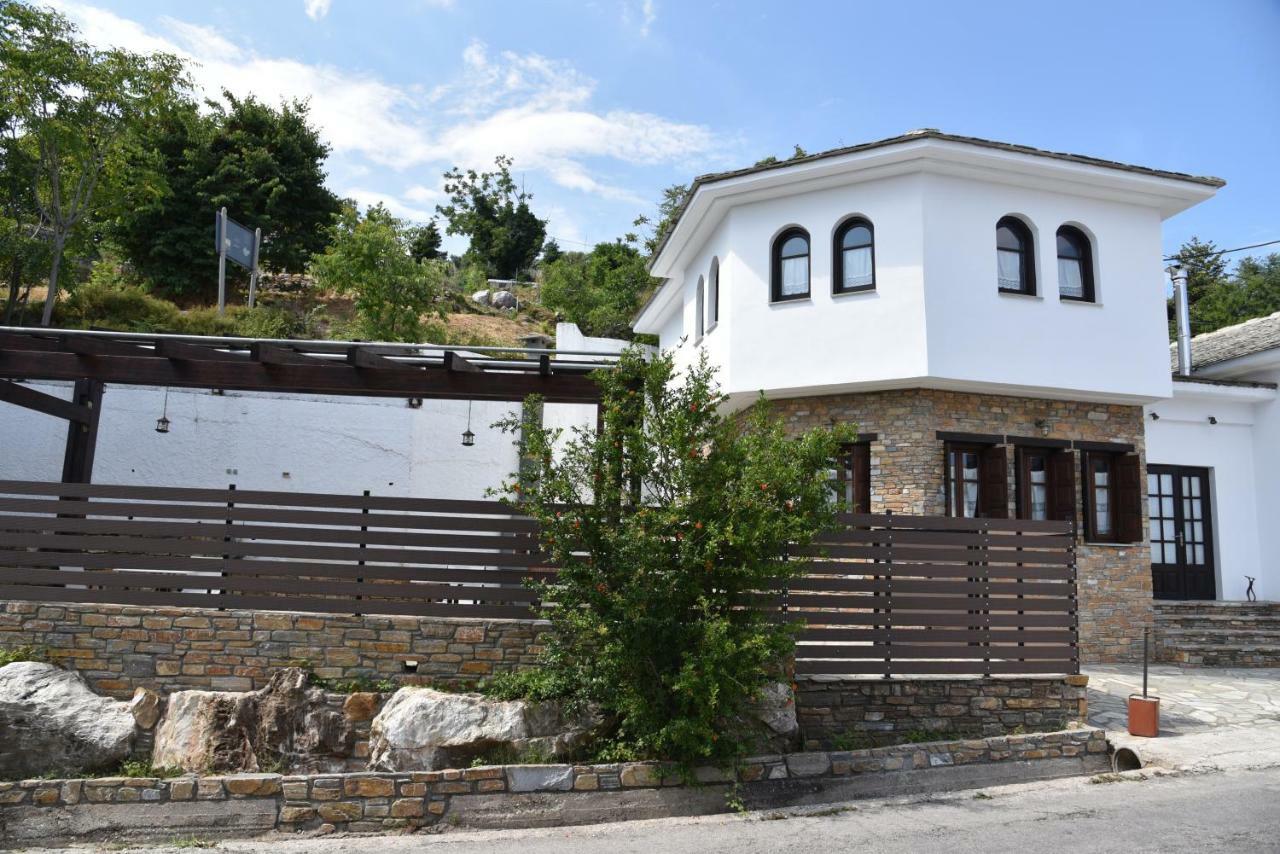 Karpofora Traditional Guesthouse Miléai エクステリア 写真