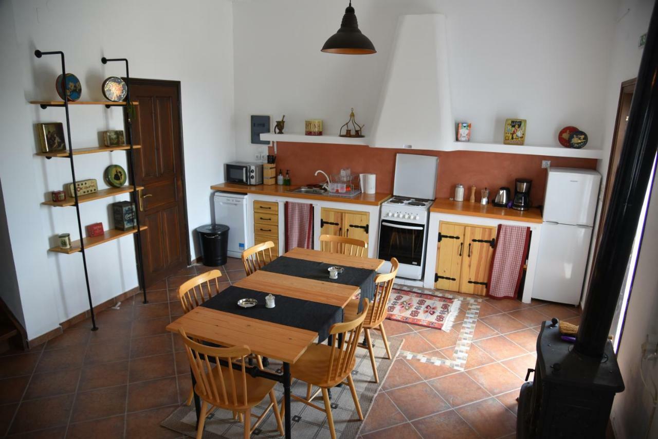 Karpofora Traditional Guesthouse Miléai エクステリア 写真